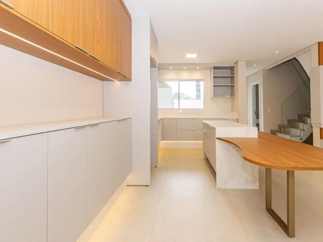 Casa / Sobrado em Condomínio para Venda em Curitiba/PR Bom Retiro 3 Quartos