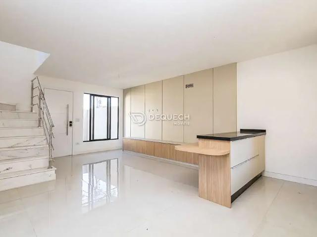 Casa / Sobrado em Condomínio para Venda em Curitiba/PR Boqueirão 3 Quartos