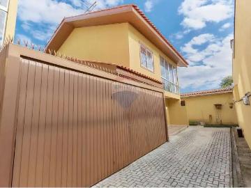 Casa à venda em Rua Angelo Scaramusa - Varanda