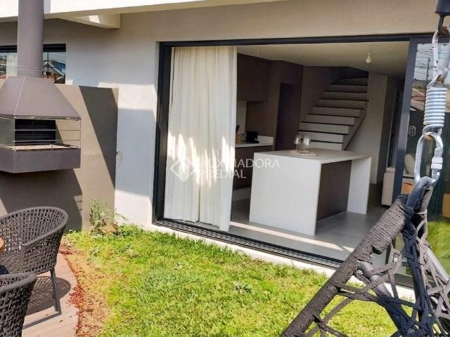 Casa / Sobrado em Condomínio para Venda em Curitiba/PR Guabirotuba 3 Quartos