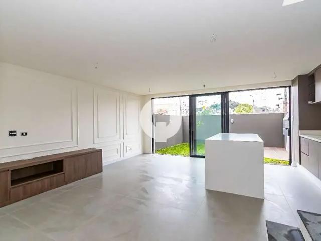 Casa / Sobrado em Condomínio para Venda em Curitiba/PR Guabirotuba 3 Quartos