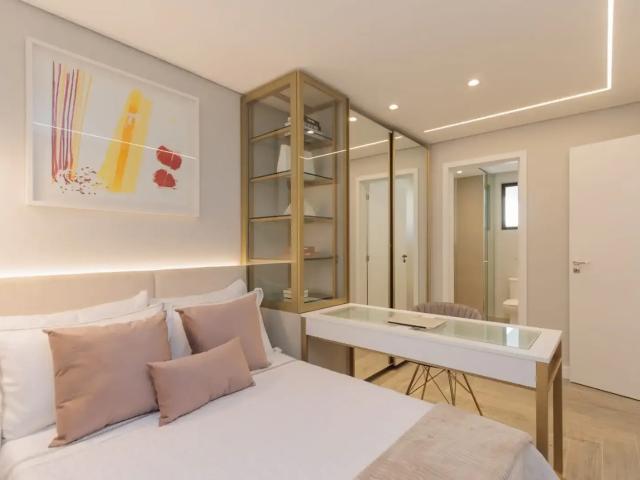 Casa / Sobrado em Condomínio para Venda em Curitiba/PR Guabirotuba 3 Quartos