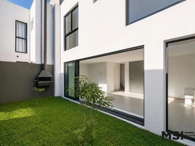 Casa / Sobrado em Condomínio para Venda em Curitiba/PR Guabirotuba 3 Quartos