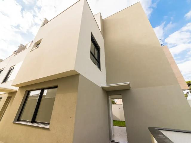 Casa / Sobrado em Condomínio para Venda em Curitiba/PR Guabirotuba 3 Quartos