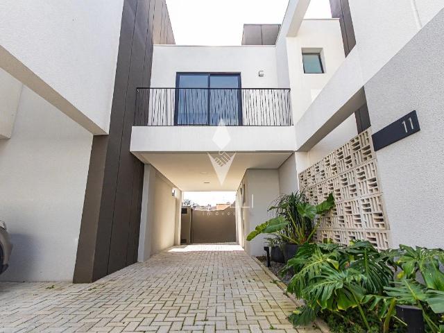 Casa / Sobrado em Condomínio para Venda em Curitiba/PR Guabirotuba