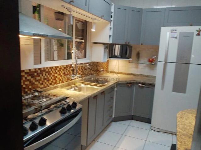 Casa / Sobrado em Condomínio para Venda em Curitiba/PR Guaíra 3 Quartos