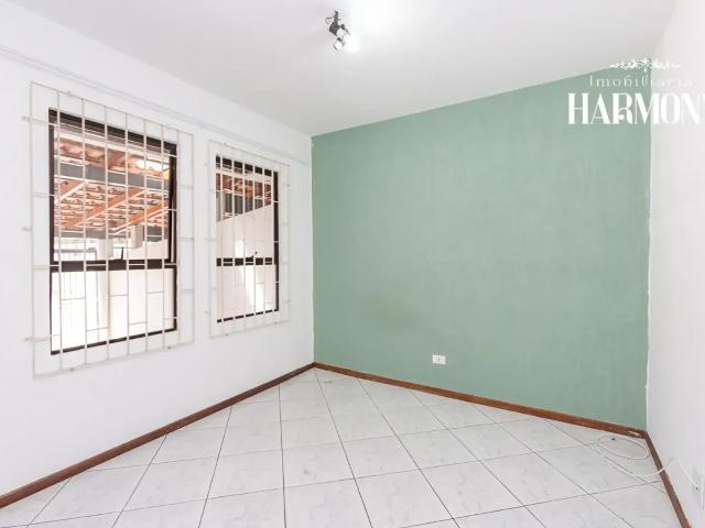 Casa / Sobrado em Condomínio para Locação em Curitiba/PR Guaíra 3 Quartos