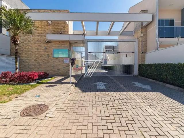 Casa / Sobrado em Condomínio para Venda em Curitiba/PR Novo Mundo 3 Quartos