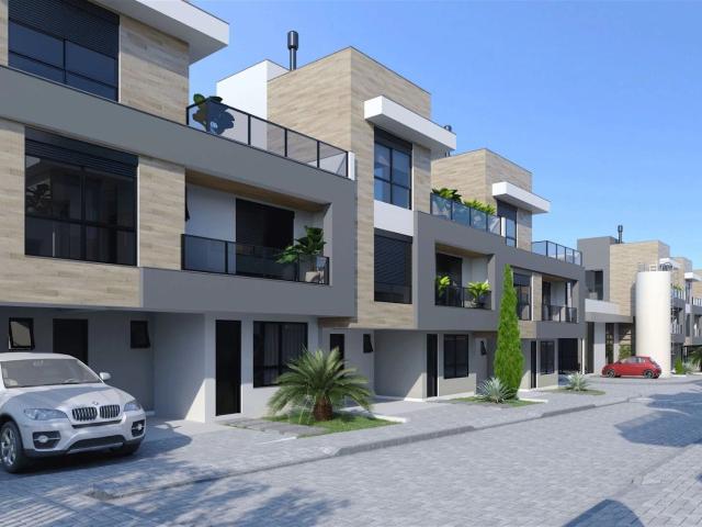 Casa / Sobrado em Condomínio para Venda em Curitiba/PR Novo Mundo 3 Quartos