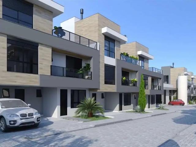 Casa / Sobrado em Condomínio para Venda em Curitiba/PR Novo Mundo 3 Quartos