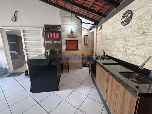 Casa / Sobrado em Condomínio para Venda em Curitiba/PR Novo Mundo 3 Quartos