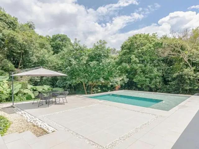 Casa / Sobrado em Condomínio para Venda em Curitiba/PR São João 4 Quartos