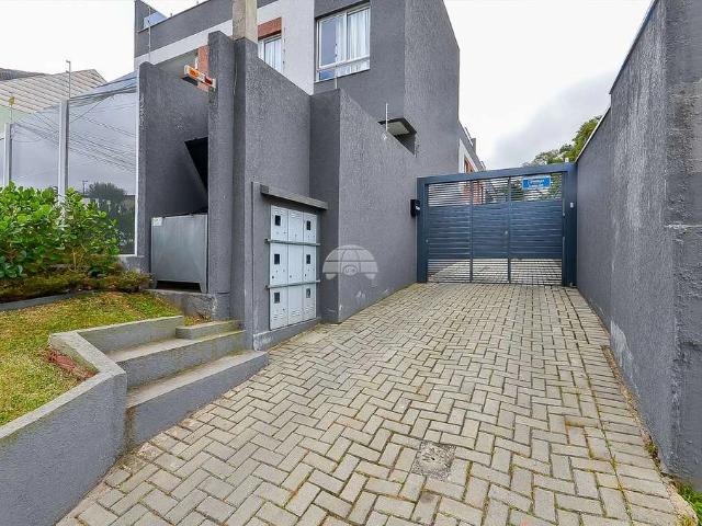 Casa / Sobrado em Condomínio para Venda em Curitiba/PR Santo Inácio 3 Quartos
