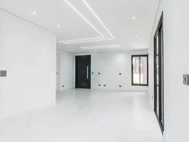 Casa / Sobrado em Condomínio para Venda em Curitiba/PR Santa Cândida 4 Quartos