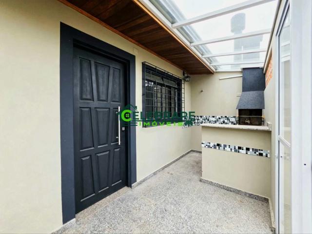 Casa / Sobrado em Condomínio para Venda em Curitiba/PR Santa Cândida 2 Quartos