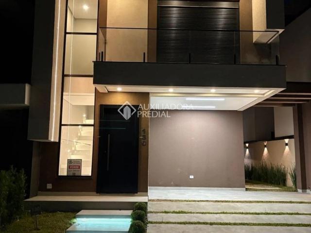 Casa / Sobrado em Condomínio para Venda em Curitiba/PR Santa Cândida 3 Quartos