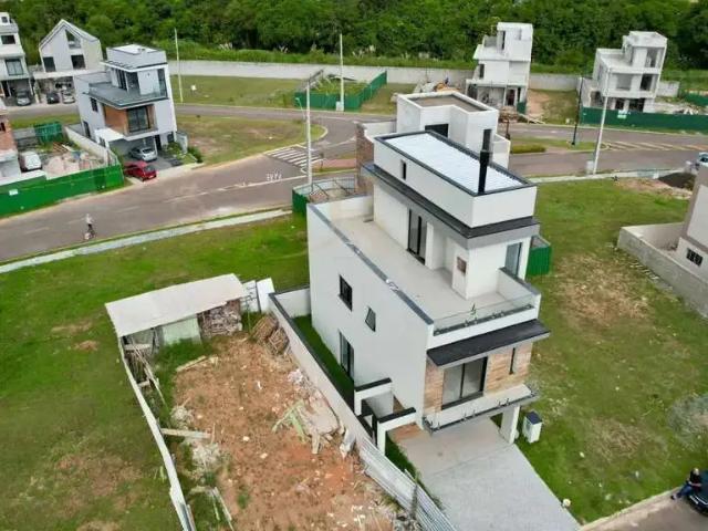 Casa / Sobrado em Condomínio para Venda em Curitiba/PR Santa Cândida 3 Quartos
