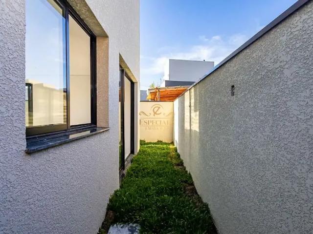 Casa / Sobrado em Condomínio para Venda em Curitiba/PR Santa Cândida 3 Quartos
