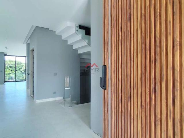 Casa / Sobrado em Condomínio para Venda em Curitiba/PR Santa Felicidade 4 Quartos