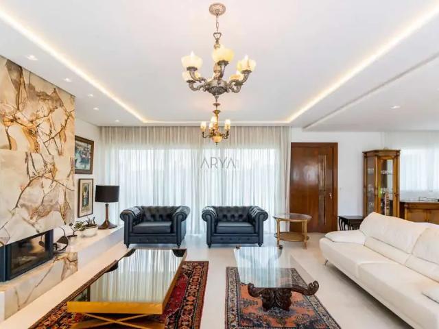 Casa / Sobrado em Condomínio para Venda em Curitiba/PR Santa Felicidade 3 Quartos