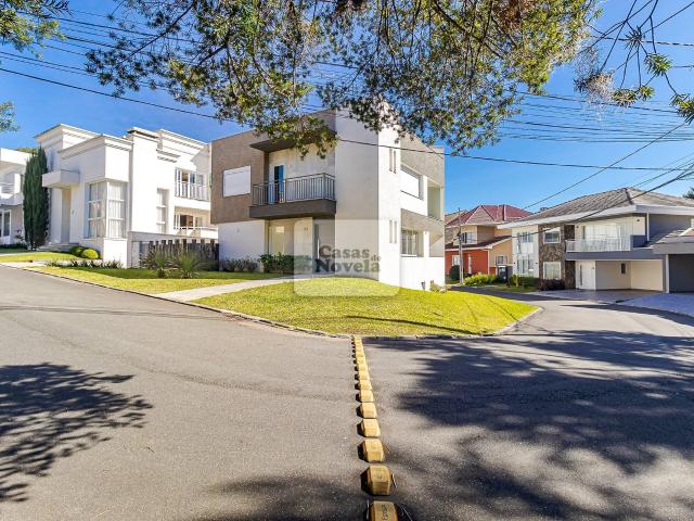 Casa / Sobrado em Condomínio para Venda em Curitiba/PR Santa Felicidade 3 Quartos
