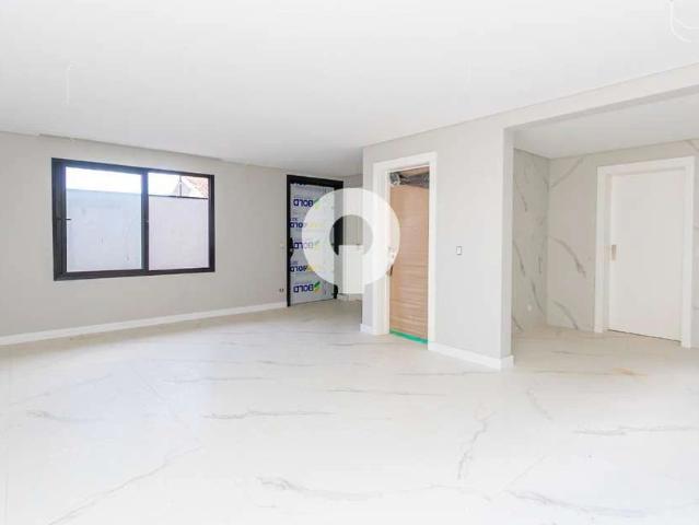 Casa / Sobrado em Condomínio para Venda em Curitiba/PR Seminário 3 Quartos