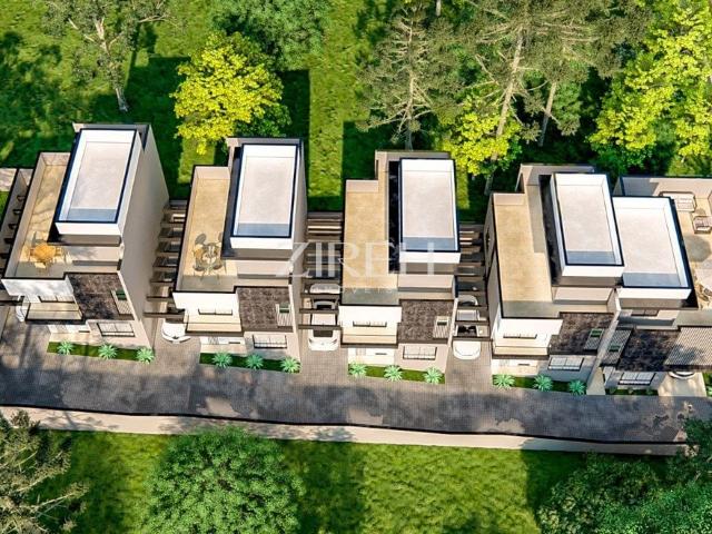 Casa / Sobrado em Condomínio para Venda em Curitiba/PR Seminário 3 Quartos