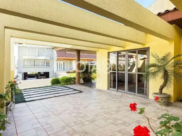 Casa / Sobrado em Condomínio para Venda em Curitiba/PR Seminário 4 Quartos