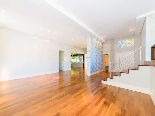 Casa / Sobrado em Condomínio para Venda em Curitiba/PR Seminário 5 Quartos