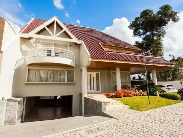 Casa / Sobrado em Condomínio para Venda em Curitiba/PR Seminário 5 Quartos