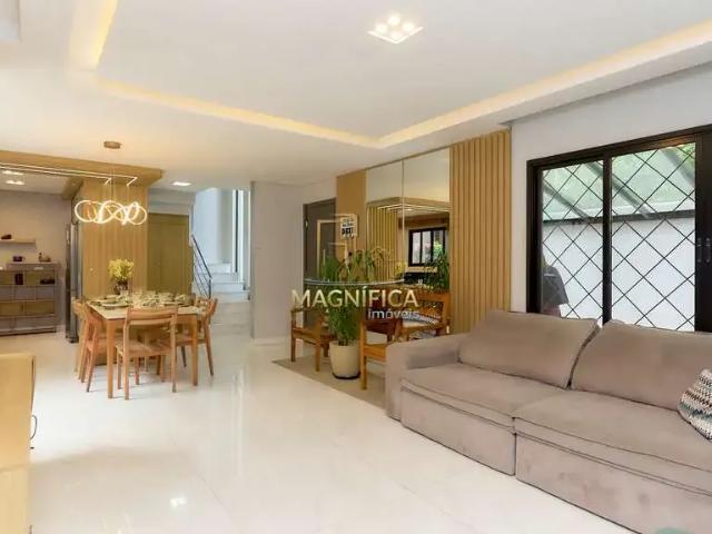 Casa / Sobrado em Condomínio para Venda em Curitiba/PR Portão 3 Quartos