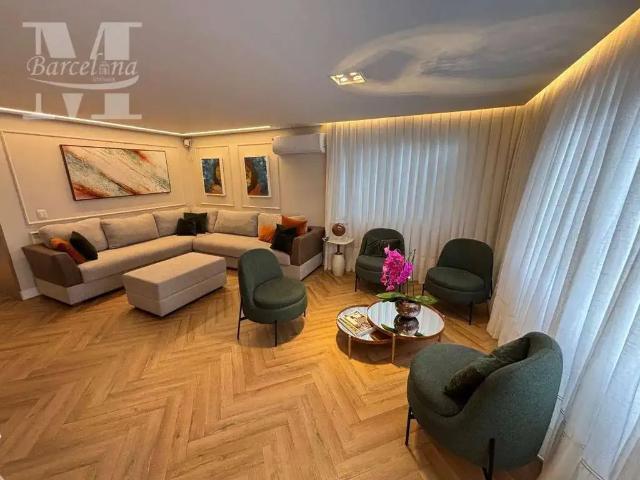 Casa / Sobrado em Condomínio para Venda em Curitiba/PR Portão 4 Quartos