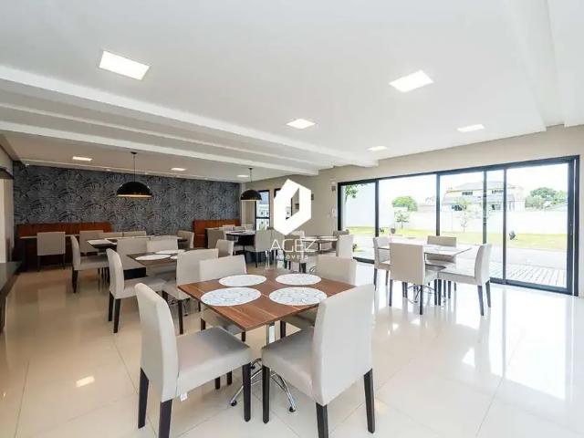 Casa / Sobrado em Condomínio para Venda em Curitiba/PR Pinheirinho 4 Quartos