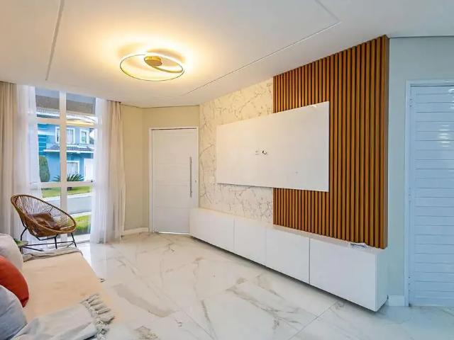 Casa / Sobrado em Condomínio para Venda em Curitiba/PR Umbará 4 Quartos