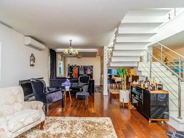 Casa / Sobrado em Condomínio para Venda em Curitiba/PR Umbará 4 Quartos