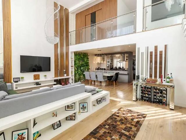 Casa / Sobrado em Condomínio para Venda em Curitiba/PR Uberaba 4 Quartos