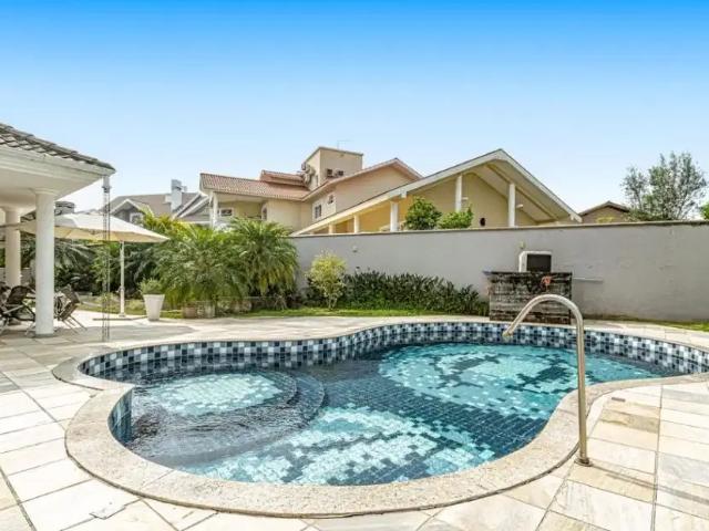 Casa / Sobrado em Condomínio para Venda em Curitiba/PR Uberaba 4 Quartos