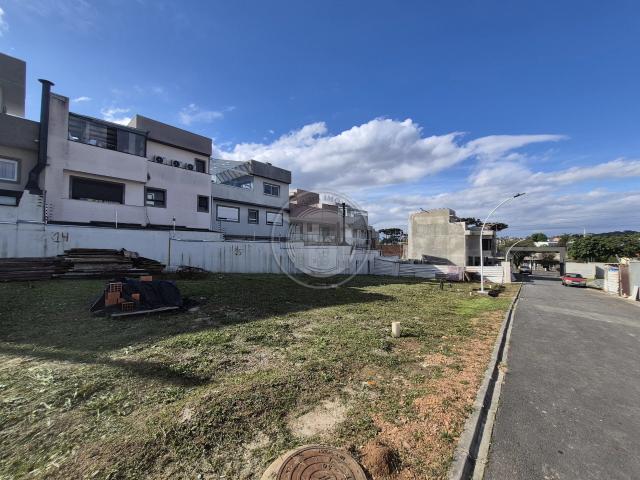 Casa / Sobrado em Condomínio para Venda em Curitiba/PR Uberaba 3 Quartos