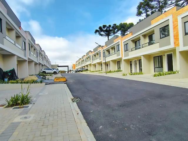 Casa / Sobrado em Condomínio para Venda em Curitiba/PR Uberaba 3 Quartos