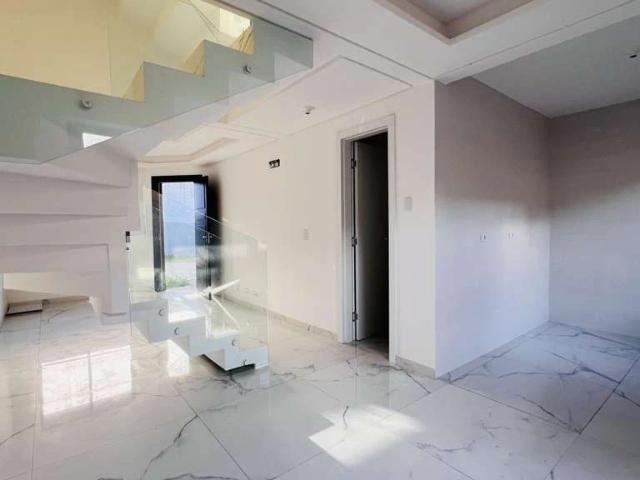 Casa / Sobrado em Condomínio para Venda em Curitiba/PR Uberaba 3 Quartos