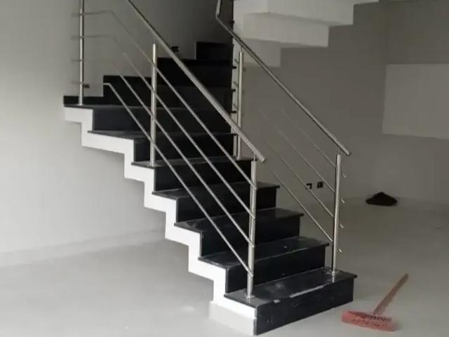 Casa / Sobrado em Condomínio para Venda em Curitiba/PR Uberaba 3 Quartos