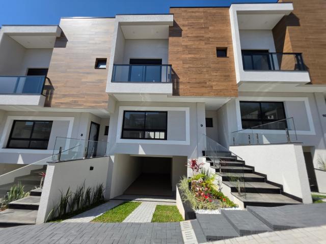Casa / Sobrado em Condomínio para Venda em Curitiba/PR Uberaba 3 Quartos