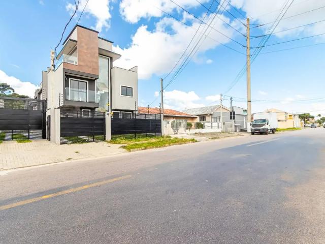Casa / Sobrado em Condomínio para Venda em Curitiba/PR Uberaba 3 Quartos