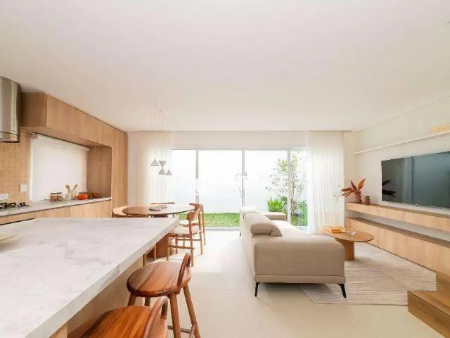 Casa / Sobrado em Condomínio para Venda em Curitiba/PR Vista Alegre 3 Quartos