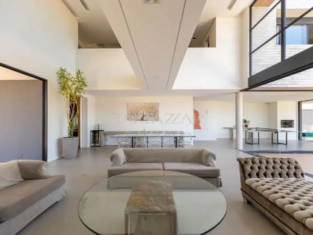 Casa / Sobrado em Condomínio para Venda em Curitiba/PR Vista Alegre 4 Quartos