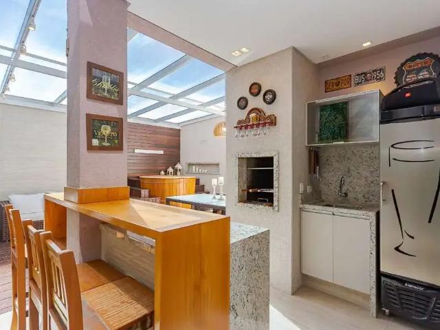 Casa / Sobrado em Condomínio para Venda em Curitiba/PR Xaxim 3 Quartos