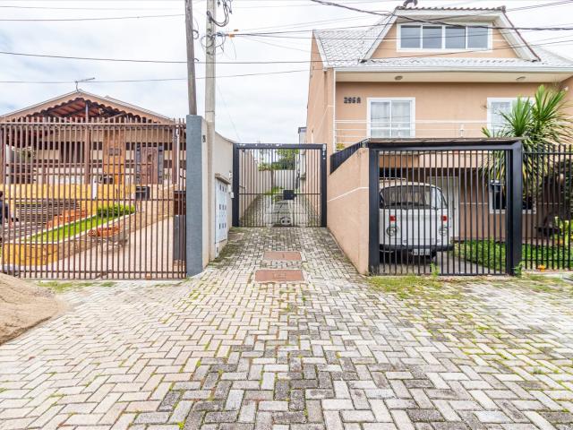 Casa / Sobrado em Condomínio para Venda em Curitiba/PR Xaxim 3 Quartos