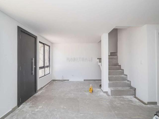Casa / Sobrado em Condomínio para Venda em Curitiba/PR Xaxim 3 Quartos