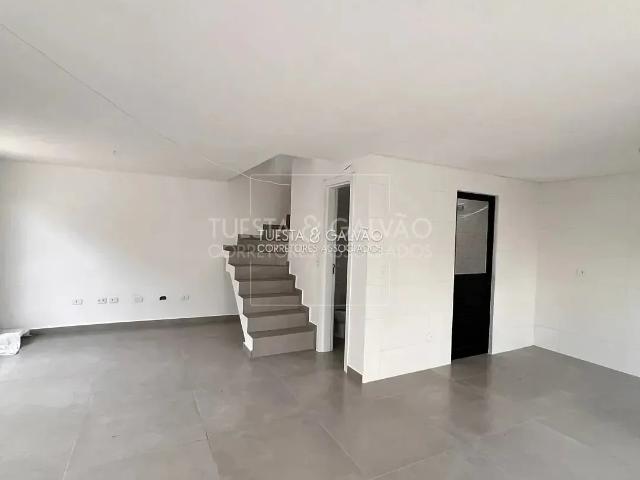 Casa / Sobrado em Condomínio para Venda em Curitiba/PR Xaxim 3 Quartos