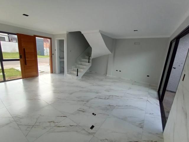 Casa / Sobrado em Condomínio para Venda em Curitiba/PR Xaxim 3 Quartos